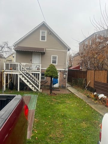 5136 S Richmond Street, Chicago, IL 60632