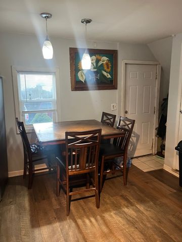 5136 S Richmond Street, Chicago, IL 60632