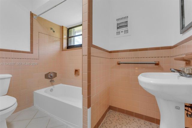 11141 NW 22nd Ct 11141, Miami, FL 33167