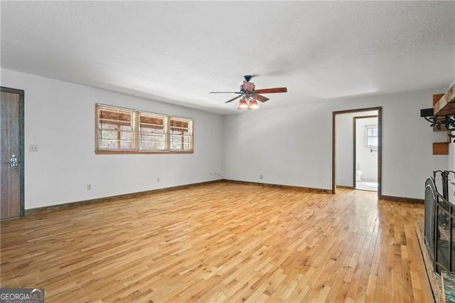 300 Small Pond Drive, Cleveland, GA 30528