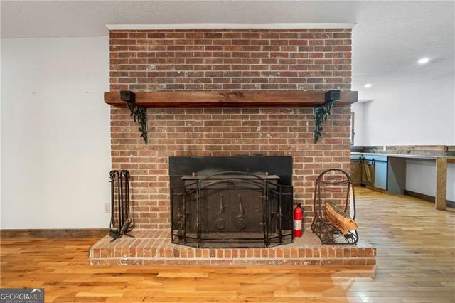 300 Small Pond Drive, Cleveland, GA 30528