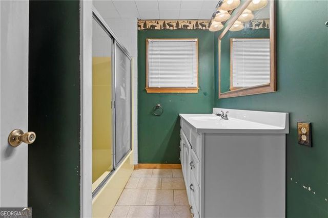 300 Small Pond Drive, Cleveland, GA 30528