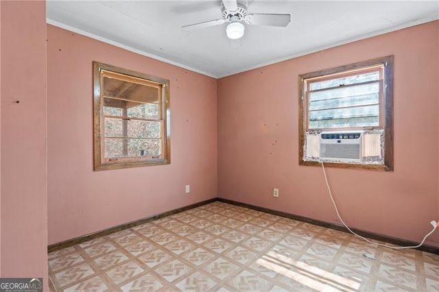 300 Small Pond Drive, Cleveland, GA 30528