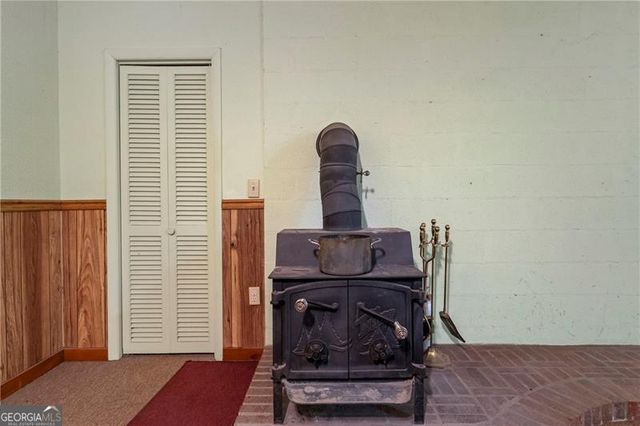 300 Small Pond Drive, Cleveland, GA 30528