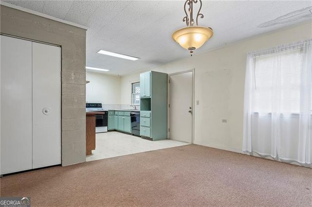 300 Small Pond Drive, Cleveland, GA 30528