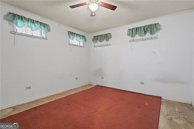 300 Small Pond Drive, Cleveland, GA 30528