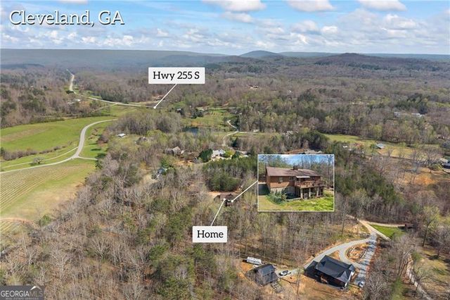 300 Small Pond Drive, Cleveland, GA 30528