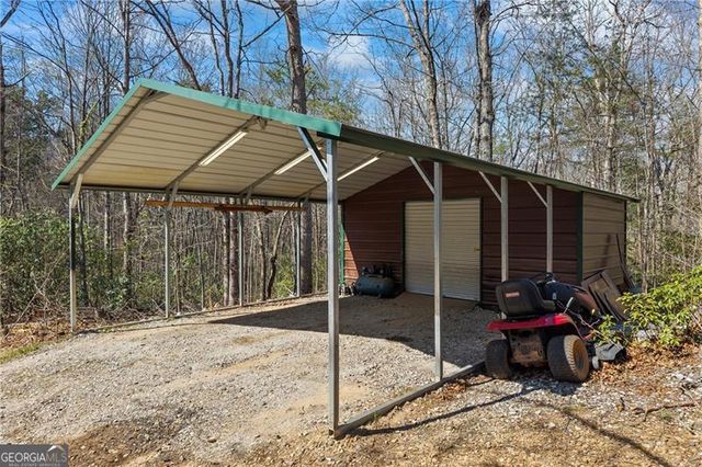 300 Small Pond Drive, Cleveland, GA 30528