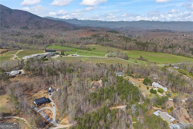 300 Small Pond Drive, Cleveland, GA 30528