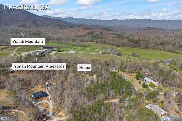 300 Small Pond Drive, Cleveland, GA 30528