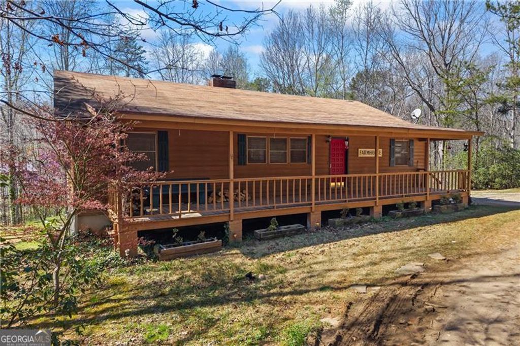 300 Small Pond Drive, Cleveland, GA 30528