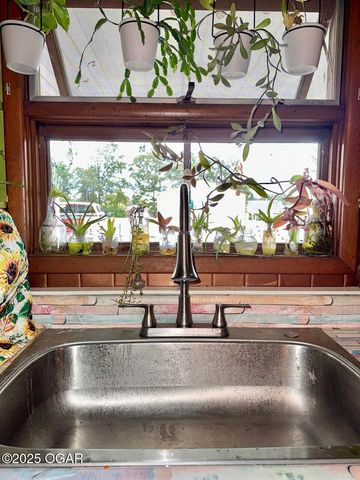 2808 Blue Bell Avenue, Neosho, MO 64850