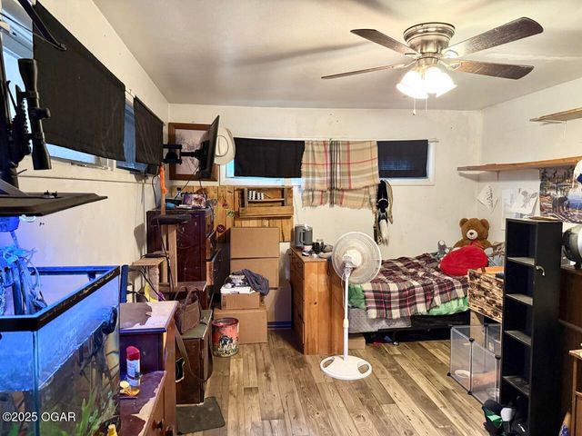 2808 Blue Bell Avenue, Neosho, MO 64850