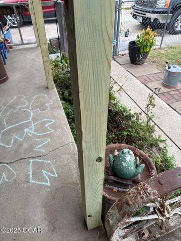 2808 Blue Bell Avenue, Neosho, MO 64850