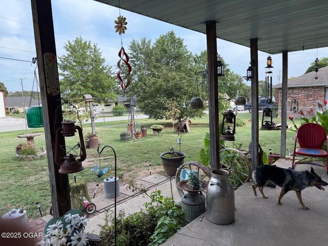 2808 Blue Bell Avenue, Neosho, MO 64850