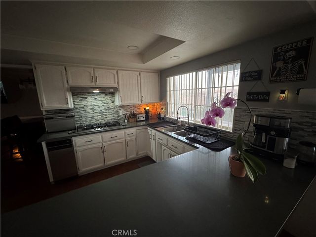 13665 Hidden Valley Road, Victorville, CA 92395