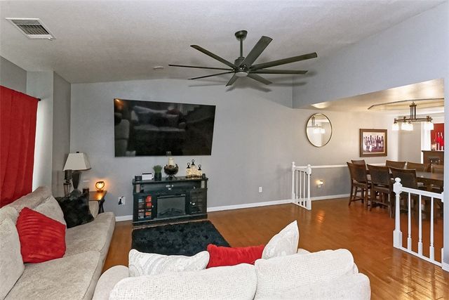 13665 Hidden Valley Road, Victorville, CA 92395