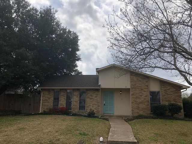 716 Via Del Sur, Mesquite, TX 75150