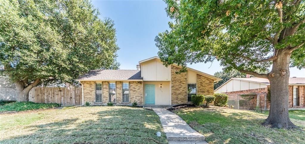 716 Via Del Sur, Mesquite, TX 75150