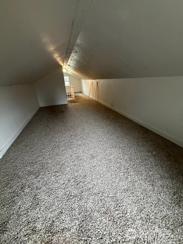 520 E Division Lane, Tacoma, WA 98404