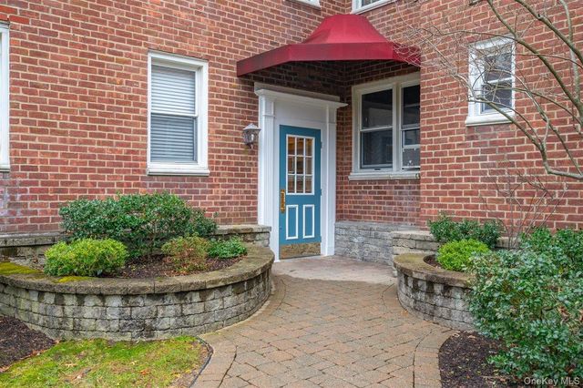 1 Bryant Crescent 2A, White Plains, NY 10605
