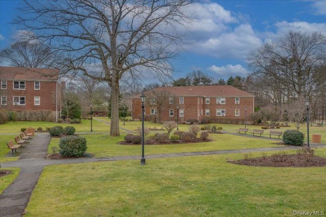 1 Bryant Crescent 2A, White Plains, NY 10605