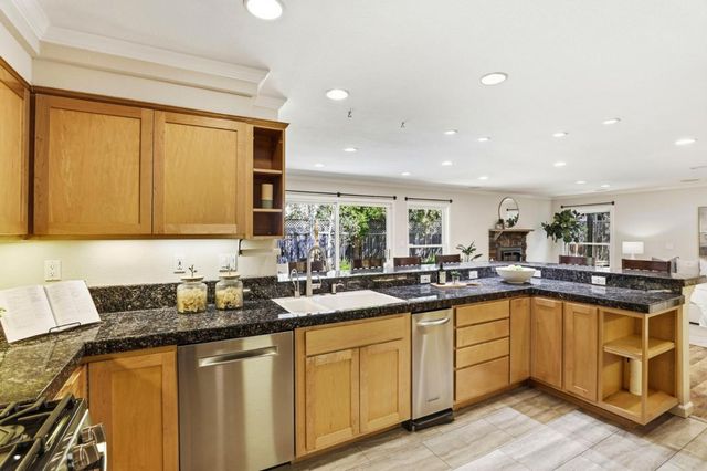 6553 Whitbourne Drive, San Jose, CA 95120