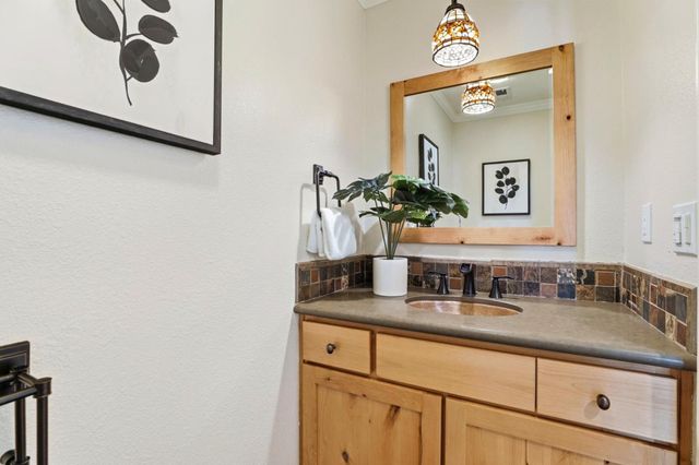 6553 Whitbourne Drive, San Jose, CA 95120