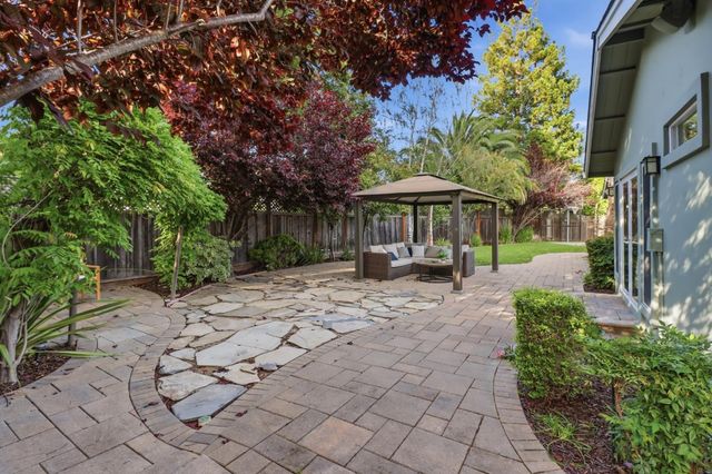 6553 Whitbourne Drive, San Jose, CA 95120