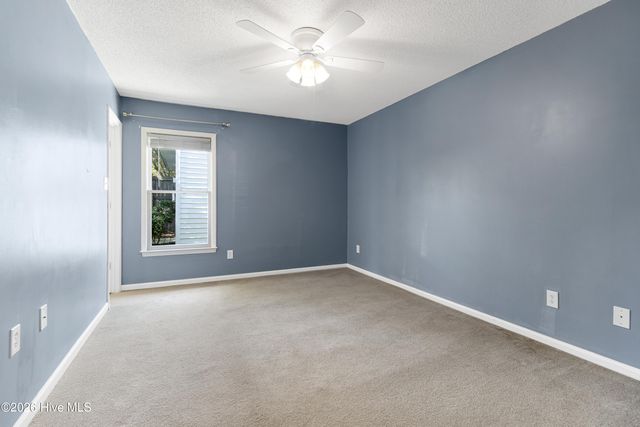 3006 Old Gate Road, Morehead City, NC 28557