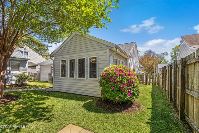 3006 Old Gate Road, Morehead City, NC 28557