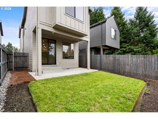 5016 Ne 113TH Loop, Vancouver, WA 98686