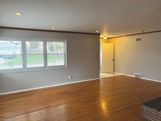 17410 EMERSON Avenue, Hazel Crest, IL 60429