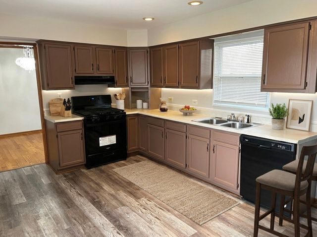 17410 EMERSON Avenue, Hazel Crest, IL 60429