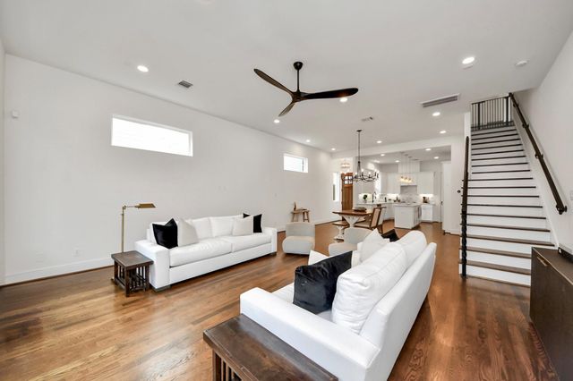 3211 Jackson Street, Houston, TX 77004