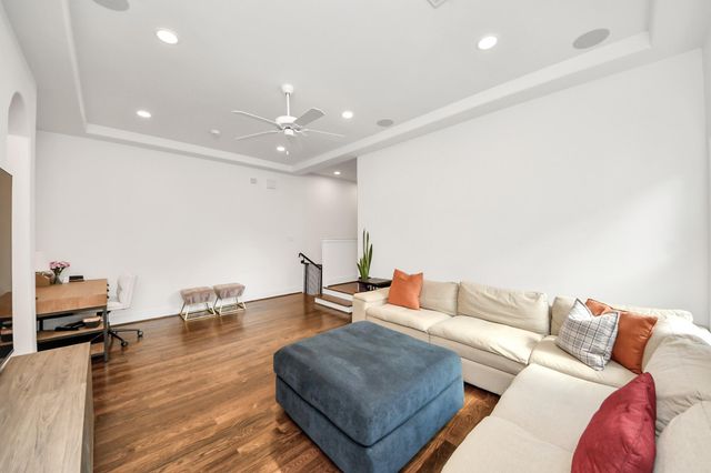 3211 Jackson Street, Houston, TX 77004