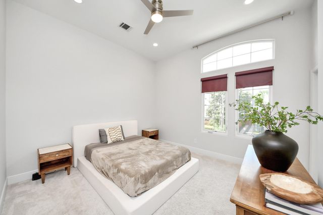 3211 Jackson Street, Houston, TX 77004