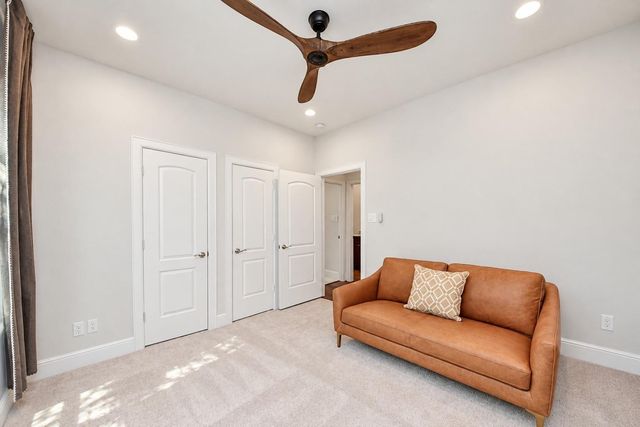 3211 Jackson Street, Houston, TX 77004