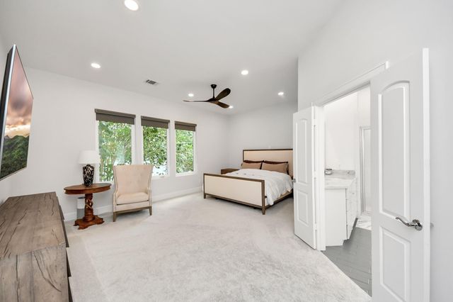 3211 Jackson Street, Houston, TX 77004
