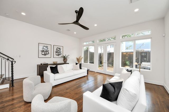 3211 Jackson Street, Houston, TX 77004