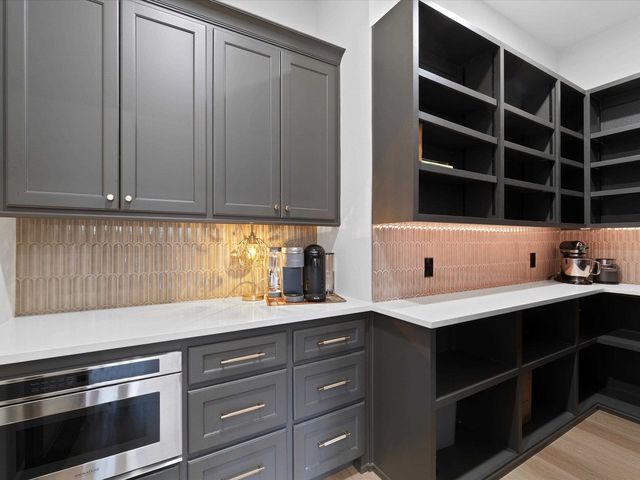 205 Shortleaf Lane, Longview, TX 75605