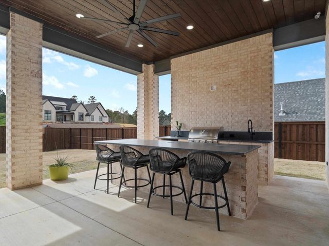 205 Shortleaf Lane, Longview, TX 75605