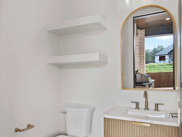 205 Shortleaf Lane, Longview, TX 75605