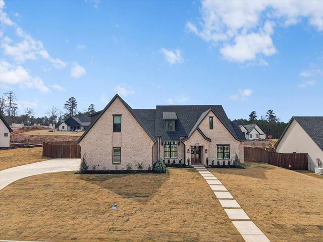 205 Shortleaf Lane, Longview, TX 75605