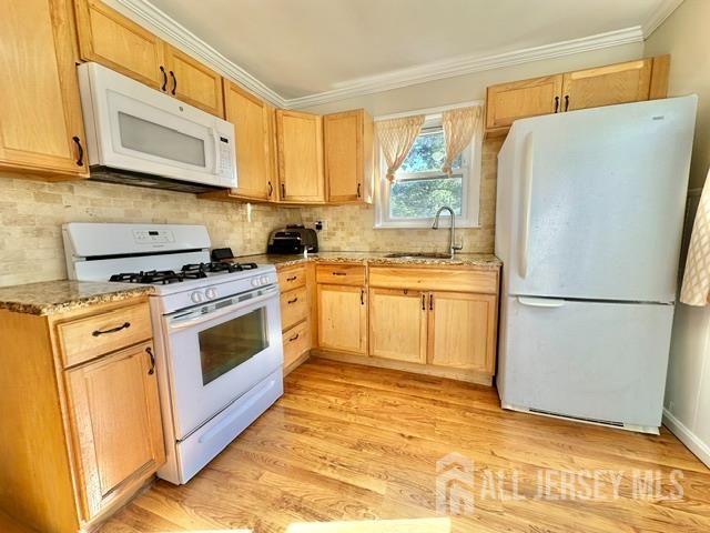 72 Fernhead Avenue, Spotswood, NJ 08884