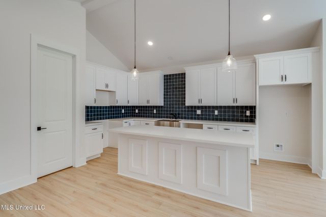 171 Phillips Drive, Gulfport, MS 39507