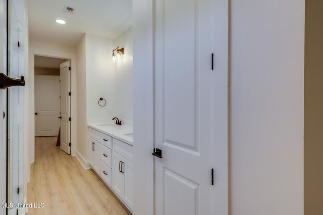 171 Phillips Drive, Gulfport, MS 39507