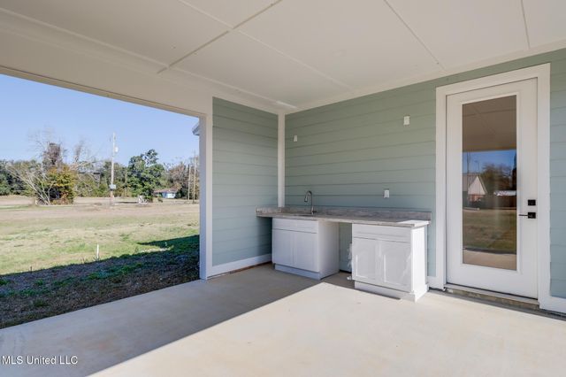 171 Phillips Drive, Gulfport, MS 39507