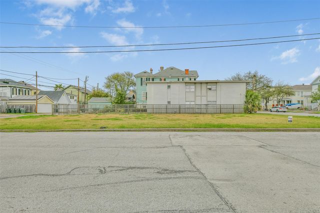 1628 Sealy Street, Galveston, TX 77550