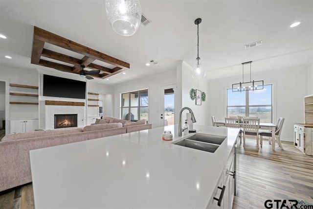 316 Heritage Way, Bullard, TX 75757